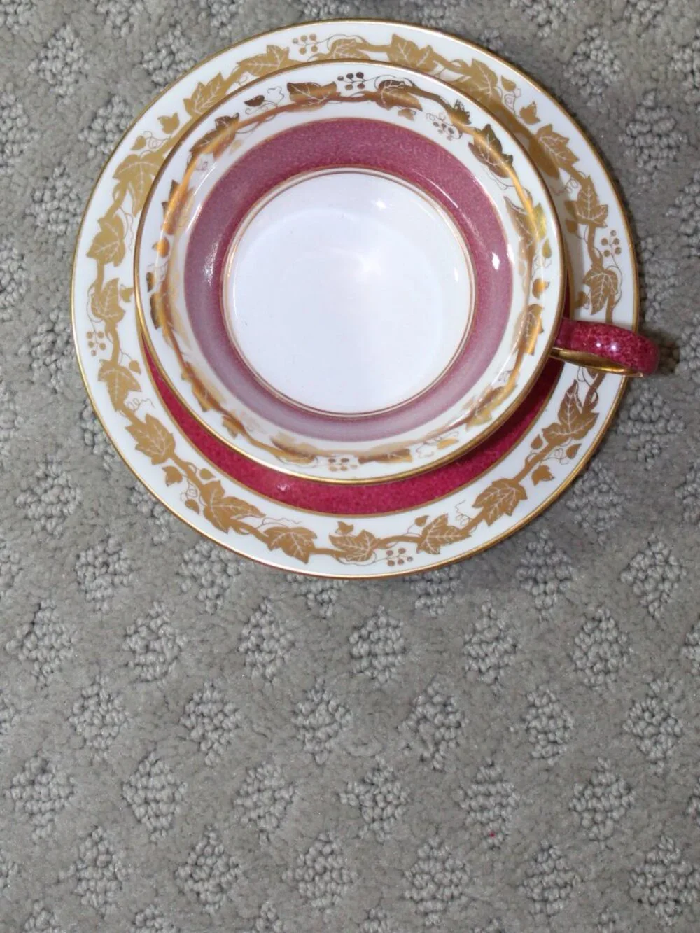Tea Cup & Saucer Wedgwood Whitehall W3994 Powder Ruby Bone China